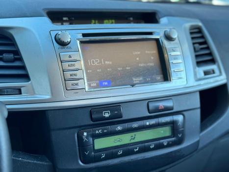 TOYOTA Hilux Caminhonete 3.0 4P SRV DIESEL CABINE DUPLA, Foto 7