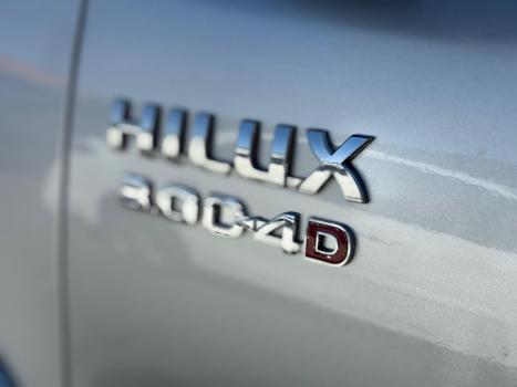 TOYOTA Hilux Caminhonete 3.0 4P SRV DIESEL CABINE DUPLA, Foto 9