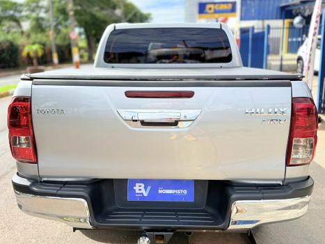 TOYOTA Hilux Caminhonete 2.8 16V SRV 4X4 DIESEL CABINE DUPLA AUTOMTICO, Foto 4