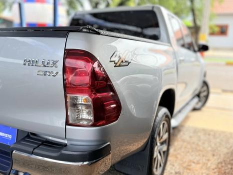 TOYOTA Hilux Caminhonete 2.8 16V SRV 4X4 DIESEL CABINE DUPLA AUTOMTICO, Foto 19