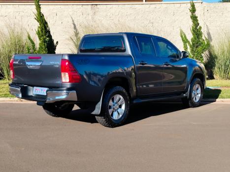 TOYOTA Hilux Caminhonete 2.8 16V SRV 4X4 DIESEL CABINE DUPLA AUTOMTICO, Foto 4