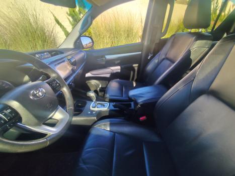 TOYOTA Hilux Caminhonete 2.8 16V SRV 4X4 DIESEL CABINE DUPLA AUTOMTICO, Foto 7