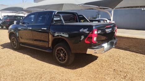 TOYOTA Hilux Caminhonete 2.8 16V SRX 4X4 TURBO DIESEL CABINE DUPLA AUTOMTICO, Foto 6
