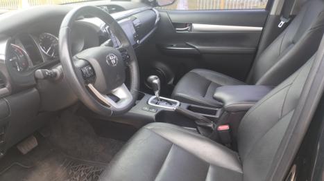 TOYOTA Hilux Caminhonete 2.8 16V SRX 4X4 TURBO DIESEL CABINE DUPLA AUTOMTICO, Foto 11