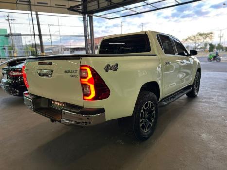 TOYOTA Hilux Caminhonete 2.8 16V 4P SRX DIESEL CABINE DUPLA, Foto 6