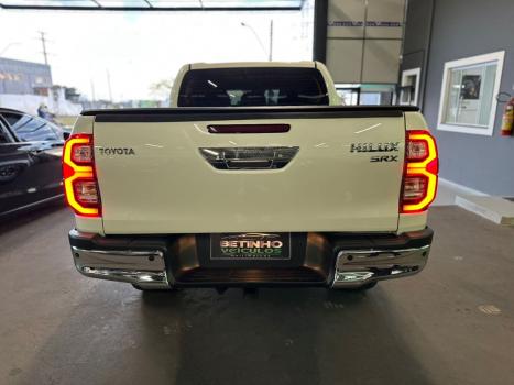TOYOTA Hilux Caminhonete 2.8 16V 4P SRX DIESEL CABINE DUPLA, Foto 8