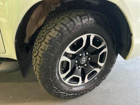 TOYOTA Hilux Caminhonete 2.8 16V 4P SRX DIESEL CABINE DUPLA, Foto 13