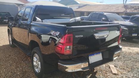 TOYOTA Hilux Caminhonete 2.8 16V SRV 4X4 DIESEL CABINE DUPLA AUTOMTICO, Foto 2