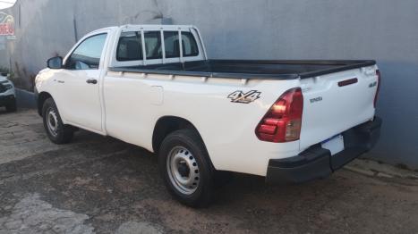 TOYOTA Hilux Caminhonete 2.8 4X4 DIESEL CABINE SIMPLES, Foto 3