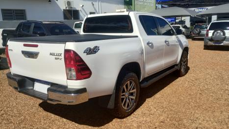 TOYOTA Hilux Caminhonete 2.8 16V SRX 4X4 DIESEL CABINE DUPLA AUTOMTICO, Foto 6