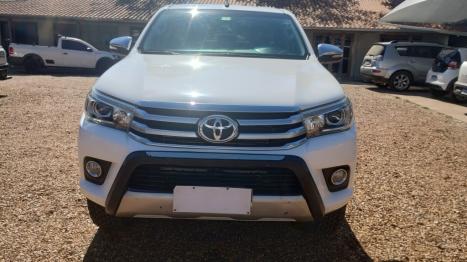 TOYOTA Hilux Caminhonete 2.8 16V SRX 4X4 DIESEL CABINE DUPLA AUTOMTICO, Foto 2