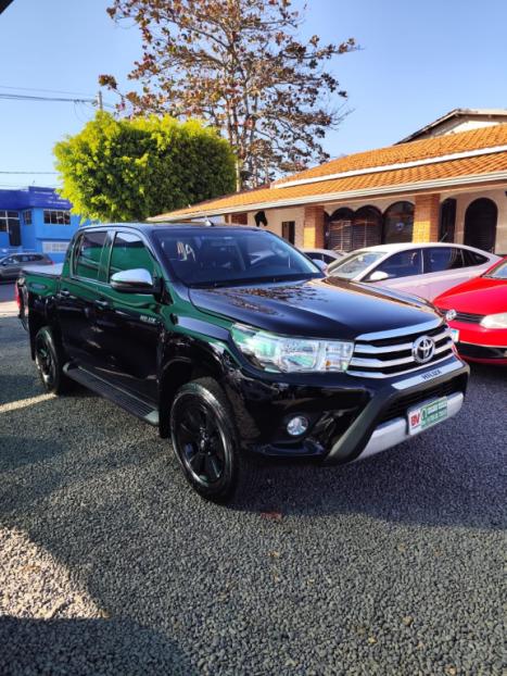 TOYOTA Hilux Caminhonete 2.8 16V SRV 4X4 DIESEL CABINE DUPLA AUTOMTICO, Foto 1