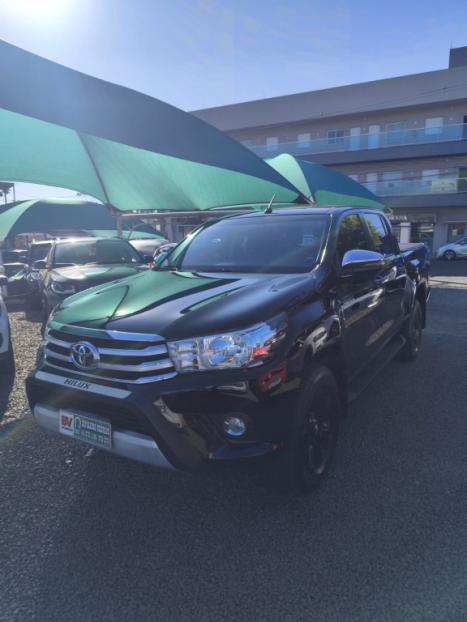 TOYOTA Hilux Caminhonete 2.8 16V SRV 4X4 DIESEL CABINE DUPLA AUTOMTICO, Foto 3