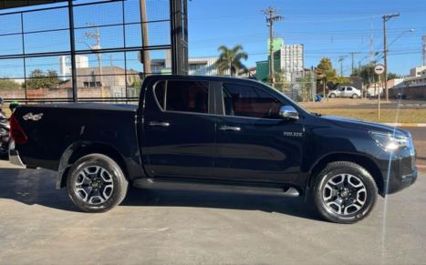 TOYOTA Hilux Caminhonete 2.8 16V 4P SRX DIESEL CABINE DUPLA, Foto 6