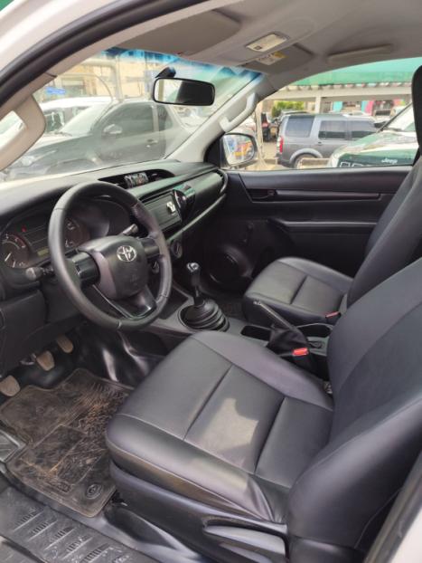 TOYOTA Hilux Caminhonete 2.8 4X4 DIESEL CABINE SIMPLES, Foto 4