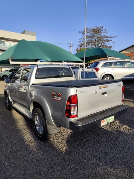 TOYOTA Hilux Caminhonete 3.0 16V 4P 4X4 SRV TURBO DIESEL CABINE DUPLA AUTOMTICO, Foto 9