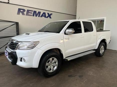 TOYOTA Hilux SW4 3.0 V6 12V 4P 4X4, Foto 2