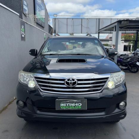 TOYOTA Hilux SW4 3.0 16V 4P SRV 4X4 7 LUGARES TURBO DIESEL AUTOMTICO, Foto 6