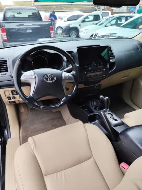 TOYOTA Hilux SW4 3.0 16V 4P SR 4X4 TURBO DIESEL AUTOMTICO, Foto 6