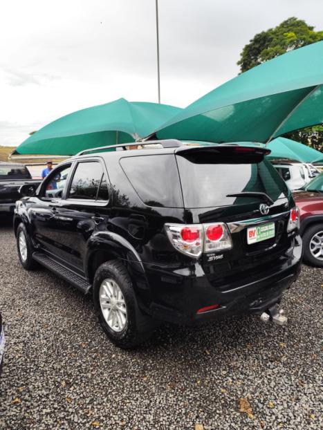 TOYOTA Hilux SW4 3.0 16V 4P SR 4X4 TURBO DIESEL AUTOMTICO, Foto 9