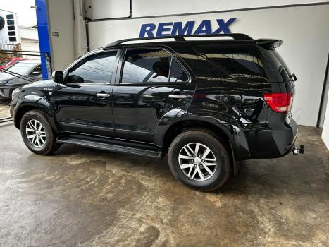 TOYOTA Hilux SW4 3.0 16V 4P SRV 4X4 TURBO DIESEL AUTOMTICO, Foto 6