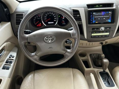 TOYOTA Hilux SW4 3.0 16V 4P SRV 4X4 TURBO DIESEL AUTOMTICO, Foto 7