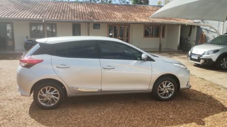 TOYOTA Yaris Hatch 1.5 16V 4P FLEX XS MULTIDRIVE AUTOMTICO CVT, Foto 3