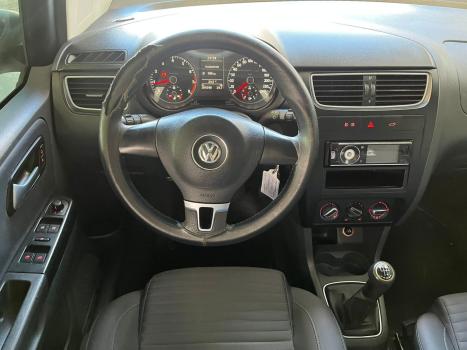 VOLKSWAGEN Crossfox 1.0 12V 4P FLEX, Foto 7