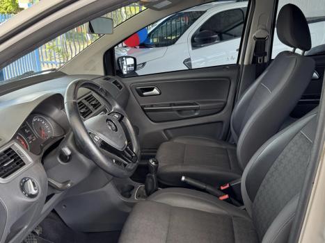 VOLKSWAGEN Fox 1.6 4P, Foto 9