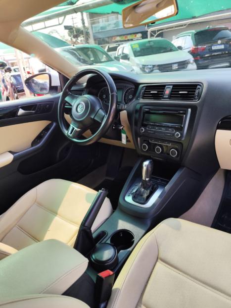 VOLKSWAGEN Jetta 2.0 4P FLEX AUTOMTICO, Foto 4