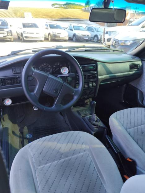 VOLKSWAGEN Santana 1.8 4P, Foto 5