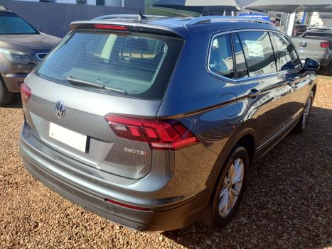 VOLKSWAGEN Tiguan 1.4 250 TSI TOTAL FLEX ALLSPACE COMFORTLINE TURBO AUTOMTICO TIPTRONIC, Foto 3