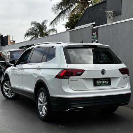 VOLKSWAGEN Tiguan 1.4 250 TSI TOTAL FLEX ALLSPACE COMFORTLINE TURBO AUTOMTICO TIPTRONIC, Foto 4