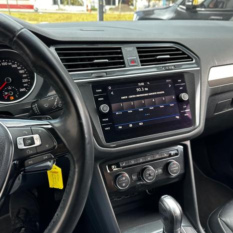 VOLKSWAGEN Tiguan 1.4 250 TSI TOTAL FLEX ALLSPACE COMFORTLINE TURBO AUTOMTICO TIPTRONIC, Foto 13
