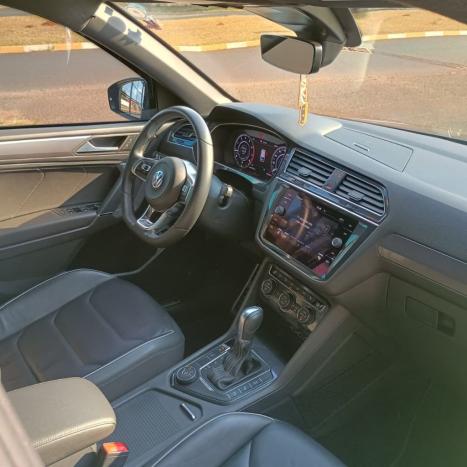 VOLKSWAGEN Tiguan 2.0 350 TSI TOTAL FLEX ALLSPACE R-LINE 4-MOTION TURBO AUTOMTICO DSG, Foto 22