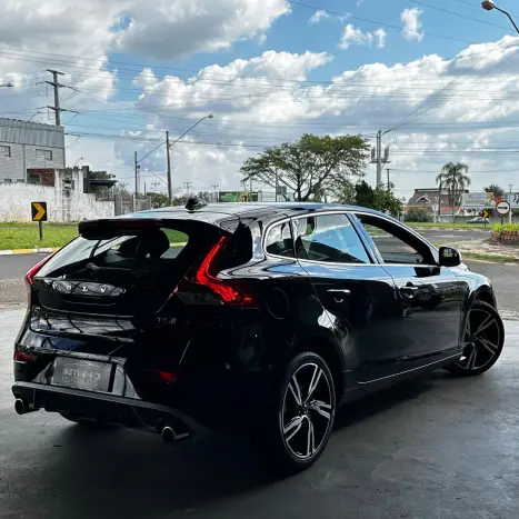 VOLVO V40 2.0 4P T5 R-DESIGN TURBO AUTOMTICO, Foto 4