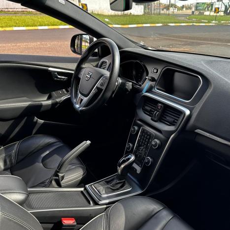 VOLVO V40 2.0 4P T5 R-DESIGN TURBO AUTOMTICO, Foto 16