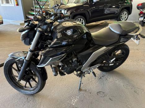YAMAHA FZ 25 250 Fazer Flex , Foto 4
