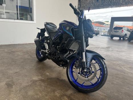 YAMAHA MT-03 300 ABS, Foto 4