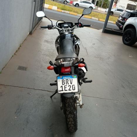 YAMAHA XTZ 250 LANDER, Foto 5