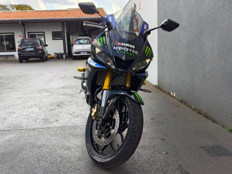 YAMAHA YZF R3 320 ABS, Foto 11