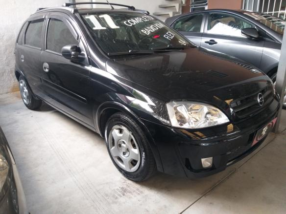 Corsa Hatch Maxx 1.4 em Sertãozinho Flex 11/12 Preto - Veículos da  Automoveis da Vez